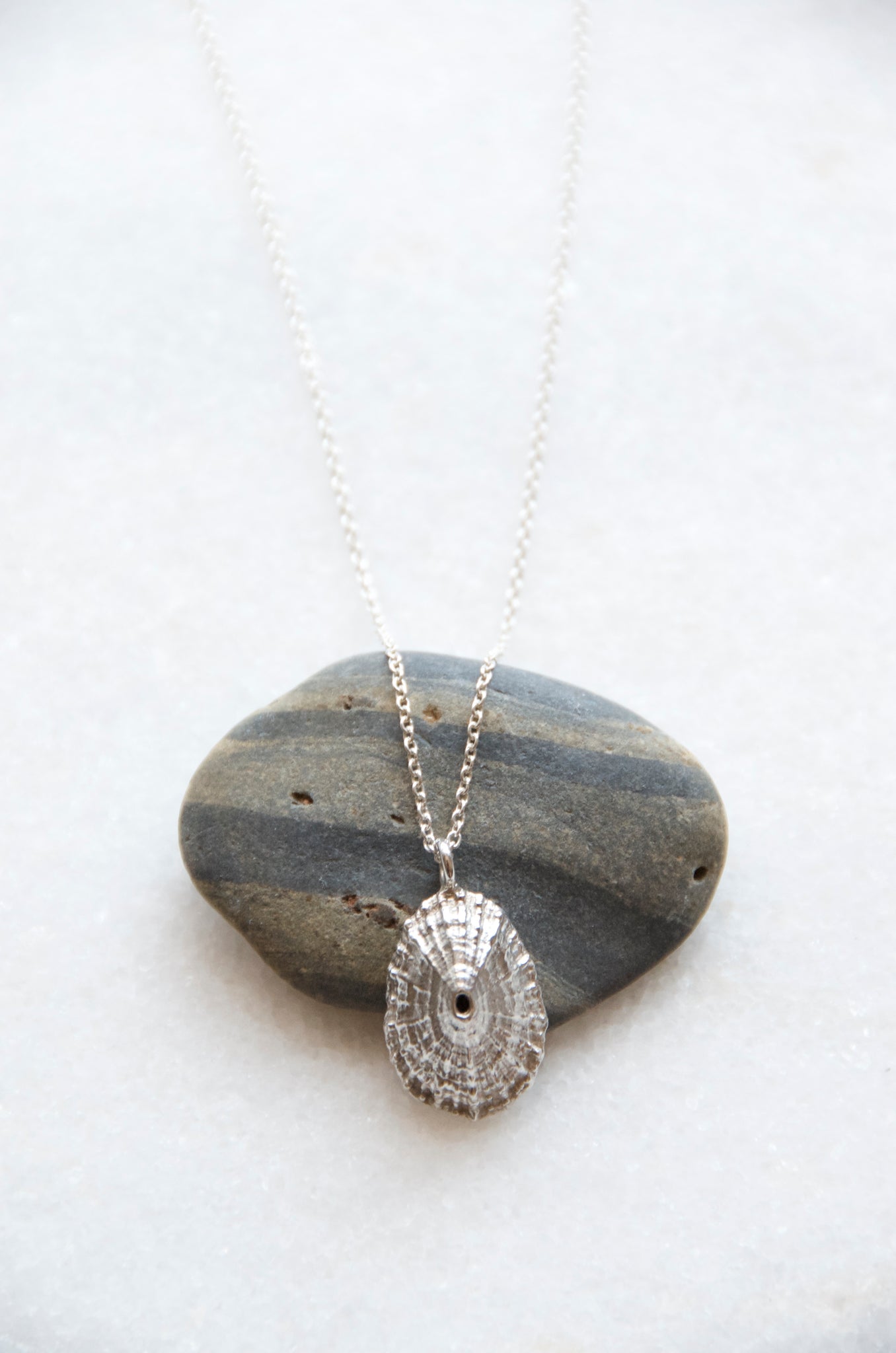 Shell Pendant Necklace